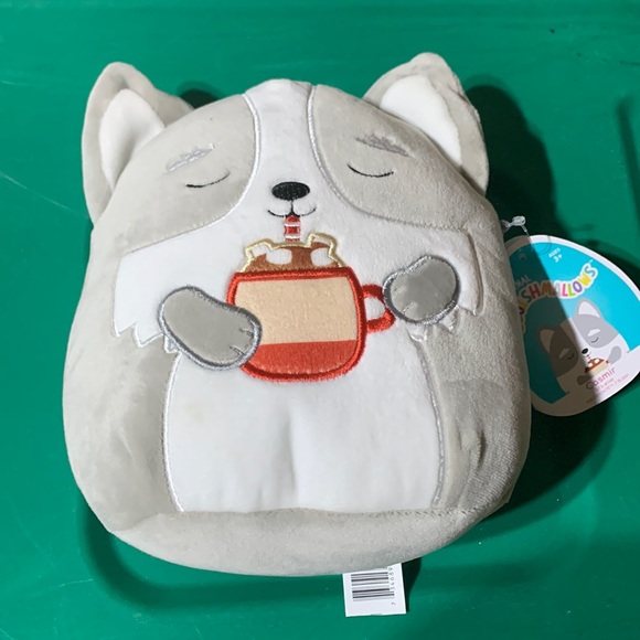 Squishmallows Other - NWT Husky Squishmallow